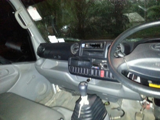 รถฮีโน่ 6 ล้อ 150 แรงม้า. ปี 55 ( รถวิ่ง 2x,xxx กม. ) สนใจติดต่อ 081 - 6079515 รถฮีโน่ 6 ล้อ 150 แรงม้า. ปี 55 ( รถวิ่ง 2x,xxx กม. ) สนใจติดต่อ 081 - 6079515