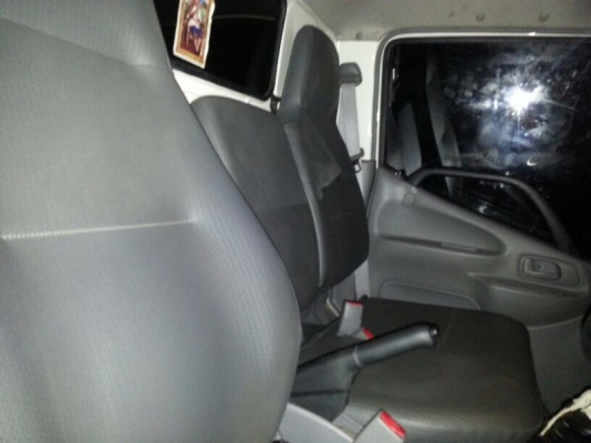 รถฮีโน่ 6 ล้อ 150 แรงม้า. ปี 55 ( รถวิ่ง 2x,xxx กม. ) สนใจติดต่อ 081 - 6079515 รถฮีโน่ 6 ล้อ 150 แรงม้า. ปี 55 ( รถวิ่ง 2x,xxx กม. ) สนใจติดต่อ 081 - 6079515