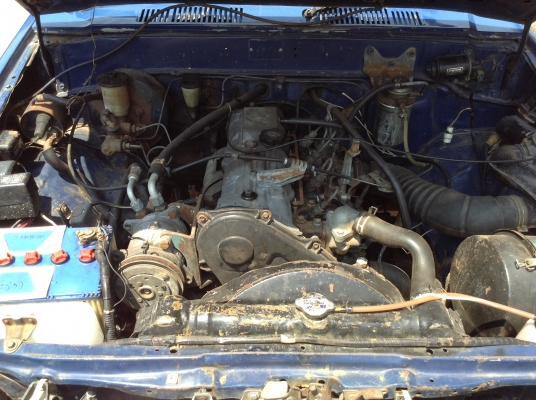 ขาย TOYOTA HERO 2.45D จดทะเบียนปี 33 มีวัดรอบ 2 ไมล์ คัสซีสวย เครื่องแน่น มีคอมแอร์ ล้อแม็กยางเต็ม ลอนกระบะยังสวยอยู่ มีคอกเหล็กให้ด้วย ทะบียนพร้อมโอนครับ ราคาคุยกันได้