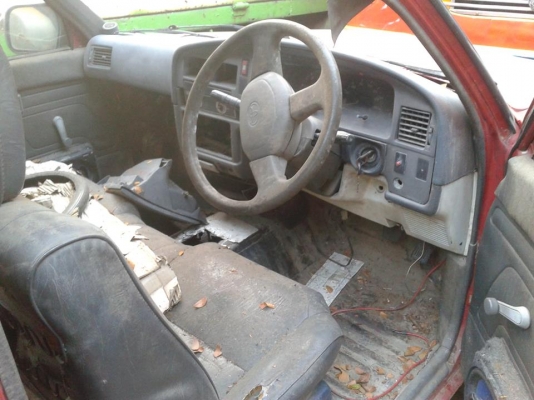 หัวเก๋ง ตอนเดียว MIGHTY + เครื่องและเกียร์ 1KZ-TE นอกญี่ปุ่น ไม่เคยใช้ในไทย มีอินวอยเลขเครื่อง แจ้งลงบัญชีขนส่งกรุงเทพ