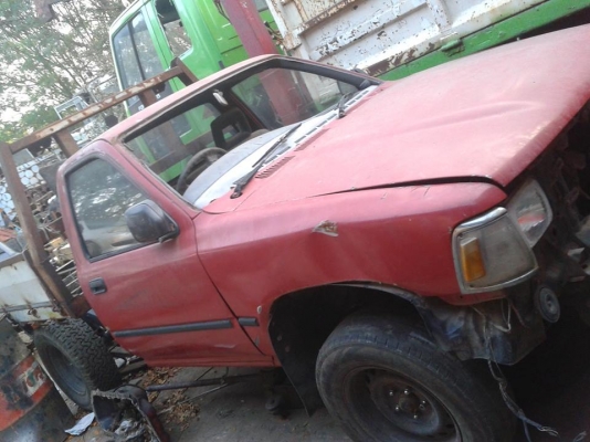 หัวเก๋ง ตอนเดียว MIGHTY + เครื่องและเกียร์ 1KZ-TE นอกญี่ปุ่น ไม่เคยใช้ในไทย มีอินวอยเลขเครื่อง แจ้งลงบัญชีขนส่งกรุงเทพ