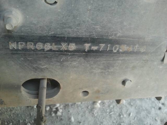 หกล้อดั้ม  135  แรง