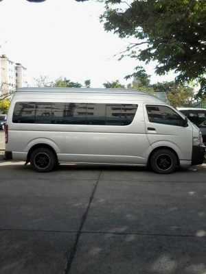 ขายตู้ hiace commuter D4D ปี 2007 รถบ้านสวยๆ 740,000