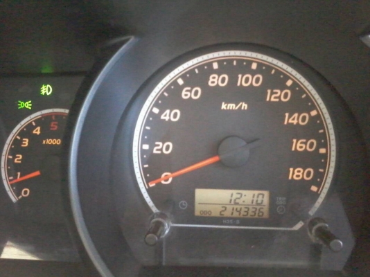 ขายตู้ hiace commuter D4D ปี 2007 รถบ้านสวยๆ 740,000