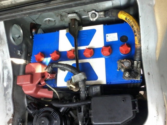 ขายตู้ hiace commuter D4D ปี 2007 รถบ้านสวยๆ 740,000