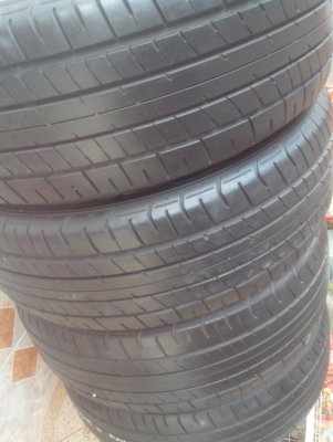 ขายs1ขอบ15/4/100พร้อมยางdunlop185/55/15สวยๆแม็กเดิมๆ