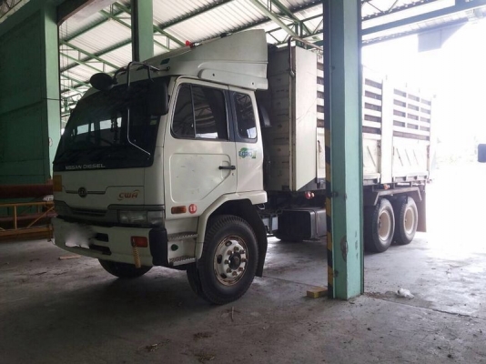 รถนิตสัน 10 ล้อดั้ม 250 แรงม้า. ปี 50  ( ขายแม่ , ลูก )  สนใจติดต่อ 081 - 6079515