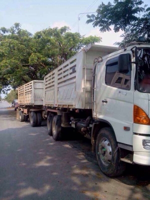 รถฮีโน่ 10 ล้อดั้ม 251 แรงม้า. ปี 54  ( ขายแม่ , ลูก )   สนใจติดต่อ 081 - 6079515