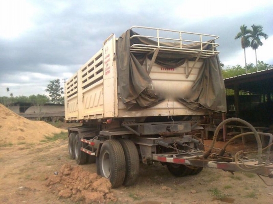 รถฮีโน่ 10 ล้อดั้ม 380 แรงม้า ปี 55  ( ขายแม่ลูก )  ( รถวิ่ง 9x,xxx กม. )  สนใจติดต่อ 081 - 6079515