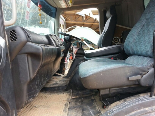 รถฮีโน่ 10 ล้อดั้ม 380 แรงม้า ปี 55  ( ขายแม่ลูก )  ( รถวิ่ง 9x,xxx กม. )  สนใจติดต่อ 081 - 6079515