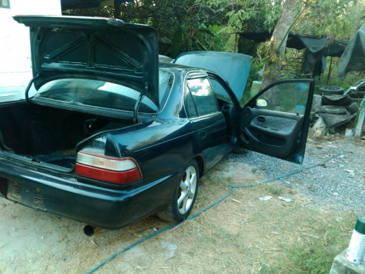 โตโยต้ารุ่นสามห่วงปี95 คันนี้รถสวยทรงดีน่าใช้เกียร์ออโต้ ขายตามสภาพ รถจอดนานเครื่องติดขี่ได้ปกติเครื่องดีมากๆ แต่ระบบไฟฟ้าเช่นกระจกไฟฟ้าแอร์ไม่ทำงาน ระบบเกียร์มีปัญหา ขอขายตามสภาพราคา39000บาท 0857335697