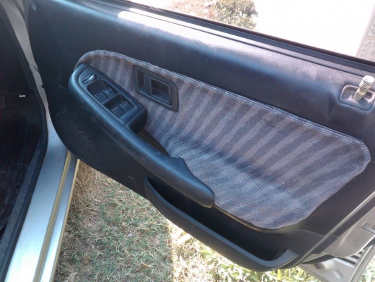 ฮอนด้าซิตี้ท้ายซีปี2001เกียร์ออโต้กระจกไฟฟ้าติดแก๊สหัวฉีดประหยัดมากๆล้อแมกรถสวยบางๆทั้งคันสอาดมากขี่นิ่ม ช่วงล่างเยี่ยมไม่ต้องซ่อมพร้อมใช้ จัดไฟแนนได้แสนห้า ขายสด 100000บาท 0857335697 เอ็ม