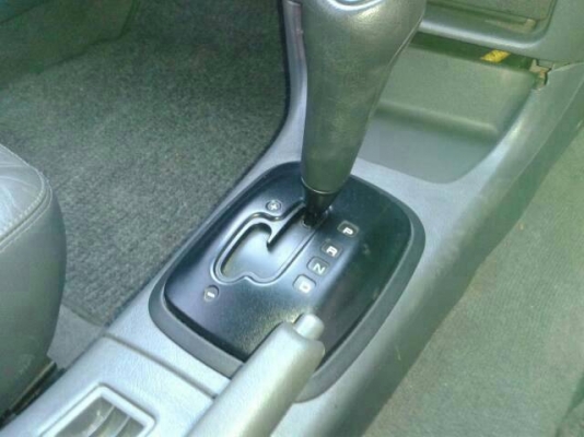 ท้ายเบนซ์ปี2000รถบ้านตัวทอปเบรคเอบีเอส ถุงลมสองใบ เกียรทริปโทนิค เบาะหนังแท้ๆสอาดทั้งภายนอกภายใน ขี่ดีเครื่องเกียร์ดีมากแอร์เย็น จัดไฟแนนซ์ได้150000บาท ขายสดแค่100000บาท 0857335697