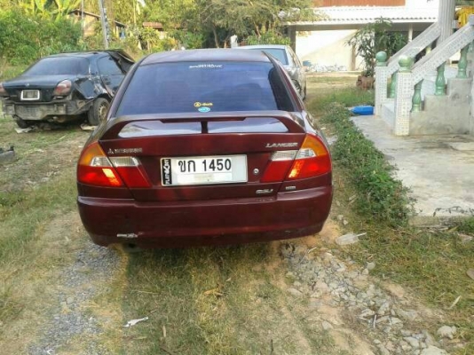 ท้ายเบนซ์ปี2000รถบ้านตัวทอปเบรคเอบีเอส ถุงลมสองใบ เกียรทริปโทนิค เบาะหนังแท้ๆสอาดทั้งภายนอกภายใน ขี่ดีเครื่องเกียร์ดีมากแอร์เย็น จัดไฟแนนซ์ได้150000บาท ขายสดแค่100000บาท 0857335697