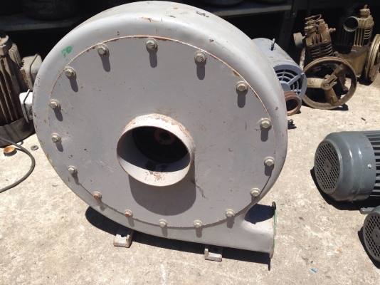 ขายริงโบวเวอร์ Toshiba 3 HP. 2800 RPM. 380 V สภาพสวยมาก วิ่งนิ่ม พร้อมใช้งาน