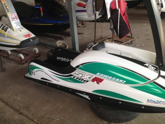 เรือยืน sxr 1100