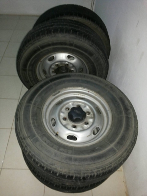 ขาย ยาง XCD 205 ขอบ 14 พร้อมกะทะ  4 เส้น 3300 บ