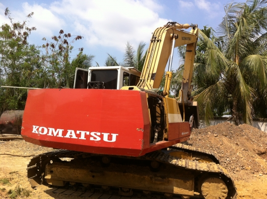 ขายรถแมคโค KOMATSU PC200-5 ไฟฟ้าครบ คอนโทรลสั้น