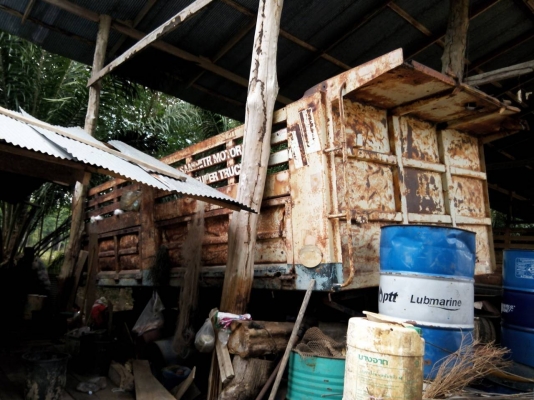 ขายกระบะดั้มสามมิตรยาว5.80ม.ยกลงจากHINO F18 มีอุปกรณ์ครบ..