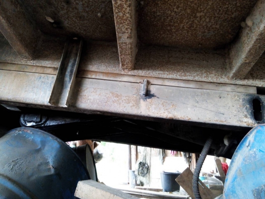 ขายกระบะดั้มสามมิตรยาว5.80ม.ยกลงจากHINO F18 มีอุปกรณ์ครบ..