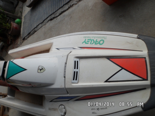 ขายเจ็ตสกีสองลำและของหลายรายการ