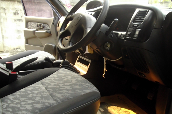 มิตซูบิชิ ปี43 4ประตู