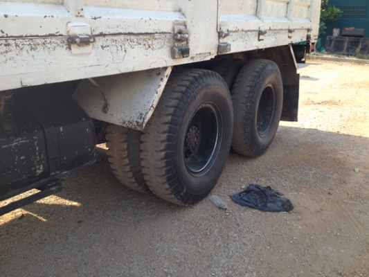 ฝากขาย HINO F18 เพลาเดียวไม่ดัมพ์ กระบะเหล็กคอกสูง