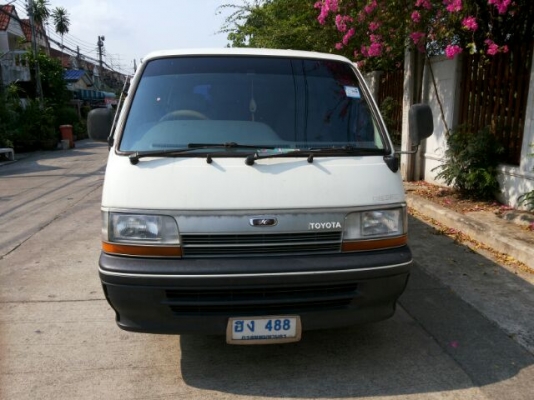 TOYOTA HIACE สวยเดิมๆ บางเดิมทั้งคัน เครื่องแน่น พร้อมใช้งาน