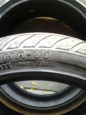 ขายยาง MAXXIS MA-V1 205-45-17 ปลายปี11 ดอกเต็มๆ ไม่ปะ ไม่บวม พร้อมใส่ถ่วง คู่ละ 2,800 บาท ขายยาง MAXXIS MA-V1 205-45-17 ปลายปี11 ดอกเต็มๆ ไม่ปะ ไม่บวม พร้อมใส่ถ่วง คู่ละ 2,800 บาท