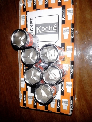 ต้องการขายลูกบ๊อก  koche 1/2 #17-21 ราคาลูกล่ะ 100 บาท
