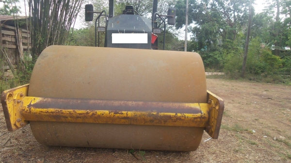 ขาย รถบด ยี่ห้อไวโบแมค 2เพลา 10.5ตัน เอกสารเล่มทะเบียน รถสวยพร้อมใช้งาน