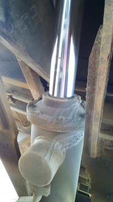 สิบล้อ FM 1J 210 แรงม้า เครื่องดี คัสซีสวย รถปี 41 ชอบราคาเท่าไรต่อรองกันได้ครับ