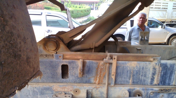 สิบล้อ FM 1J 210 แรงม้า เครื่องดี คัสซีสวย รถปี 41 ชอบราคาเท่าไรต่อรองกันได้ครับ