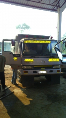 สิบล้อ FM 1J 210 แรงม้า เครื่องดี คัสซีสวย รถปี 41 ชอบราคาเท่าไรต่อรองกันได้ครับ