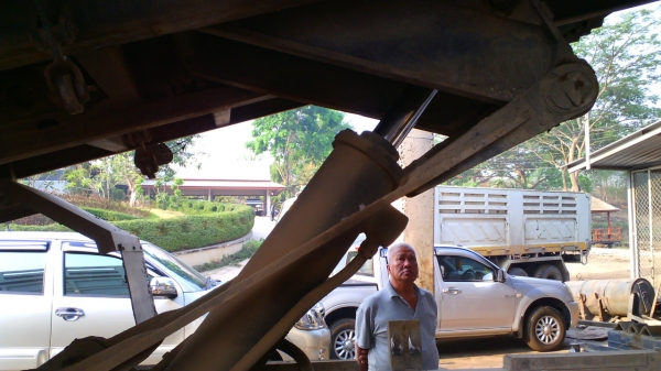 สิบล้อ FM 1J 210 แรงม้า เครื่องดี คัสซีสวย รถปี 41 ชอบราคาเท่าไรต่อรองกันได้ครับ