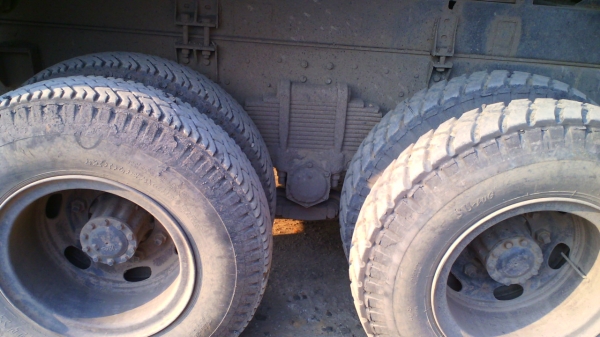 สิบล้อ FM 1J 210 แรงม้า เครื่องดี คัสซีสวย รถปี 41 ชอบราคาเท่าไรต่อรองกันได้ครับ