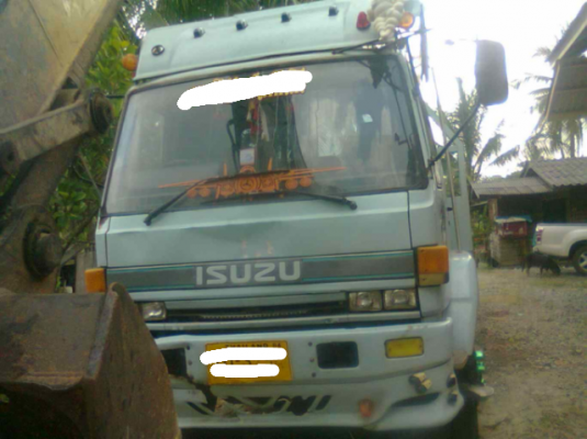 ขายรถ 10 ล้อเทเลอร์ ISUZU คัสซีจัมโบ้ 3900014 เครื่อง 6SA1 210 แรงม้า ราคา 850000 2 เพลาสโลว์ดึง เกียร์ธรรมดา ซื้อแบบดาวน์ได้ยังค้างไฟแนนซ์อีกสามแสนกว่า