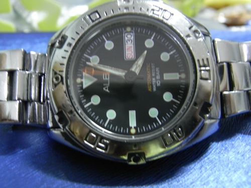 1เม.ย.((น้าเล็ก)) นำเสนอนาฬิกาข้อมือ 1เม.ย.((น้าเล็ก)) นำเสนอนาฬิกาข้อมือ