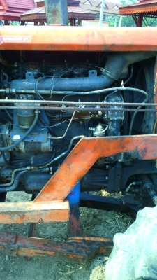 รถไถ KUBOTA 8030 DT 4WD เครื่องดี เกียร์ดี สีเดิม ๆ มีทะเบียนครบ ชอบราคาเท่าไร ต่อรองกันได้ครับ