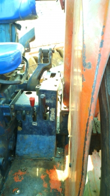 รถไถ KUBOTA 8030 DT 4WD เครื่องดี เกียร์ดี สีเดิม ๆ มีทะเบียนครบ ชอบราคาเท่าไร ต่อรองกันได้ครับ