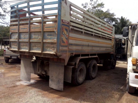 ขายดาวน์รถ 10 ล้อดัมพ์ HINO FM3H 195 แรงม้า ขายดาวน์ 450000 ผ่อนต่อ 17950 X 40 = 718000 ราคา 1160000