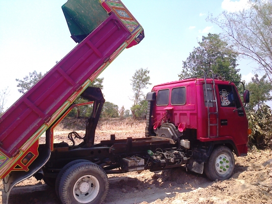 หกล้อ ISUZU-FRR ร็อกกื้195แรง ยาง8.25"ราคา845000บ.ต่อรองครับ