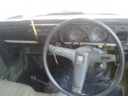 มาสด้าแฟรมิเลีย 1300  เครื่องฟิตๆ ติดง่าย