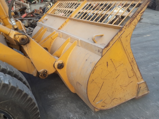 ขาย รถตัก KOMATSU รุ่น SD23 มือสองญี่ปุ่น