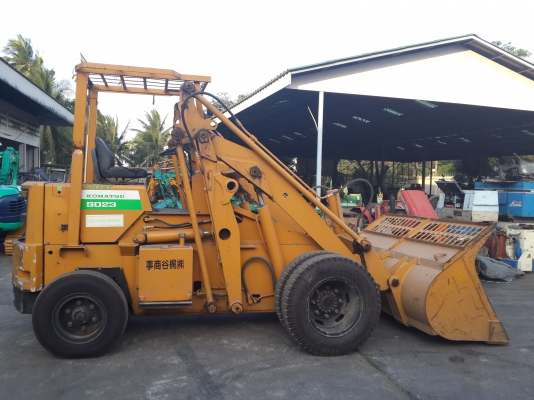 ขาย รถตัก KOMATSU รุ่น SD23 มือสองญี่ปุ่น