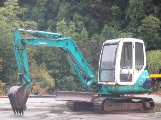 รถขุด Komatsu PC45-1#2394 ชั่วโมงการทำงาน 4797ชม. นำเข้าเองจากญี่ปุ่นค่ะ