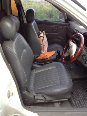 nissan nv ปี96 เกียร์ธรรมดา เครื่องดี ชุดสีบางเดิมๆ แอร์เย็น ติดlpg แจ้งลงเล่มแล้ว ขับประหยัด ภาษีไม่ขาด เอกสารพร้อมโอน