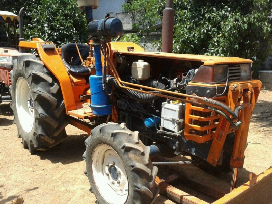 ขายรถไถ KUBOTA L1-28 2เพลา พร้อมดันหน้า เครื่องไดเร็ก4สูบ พาวเวอร์ ขายรถไถ KUBOTA L1-28 2เพลา พร้อมดันหน้า เครื่องไดเร็ก4สูบ พาวเวอร์