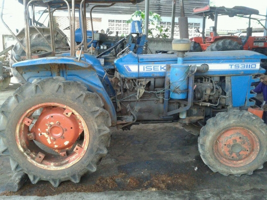 ขายรถไถ ISEKI TS3110F 2เพลา พวงมาลัยพาวเวอร์ เพลาหน้าเสียเปลี่ยนลูกปืนซีลก็ใช้ได้เหมือนเดิม