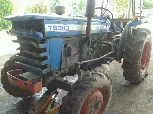 ขายรถไถ ISEKI TS3110F 2เพลา พวงมาลัยพาวเวอร์ เพลาหน้าเสียเปลี่ยนลูกปืนซีลก็ใช้ได้เหมือนเดิม